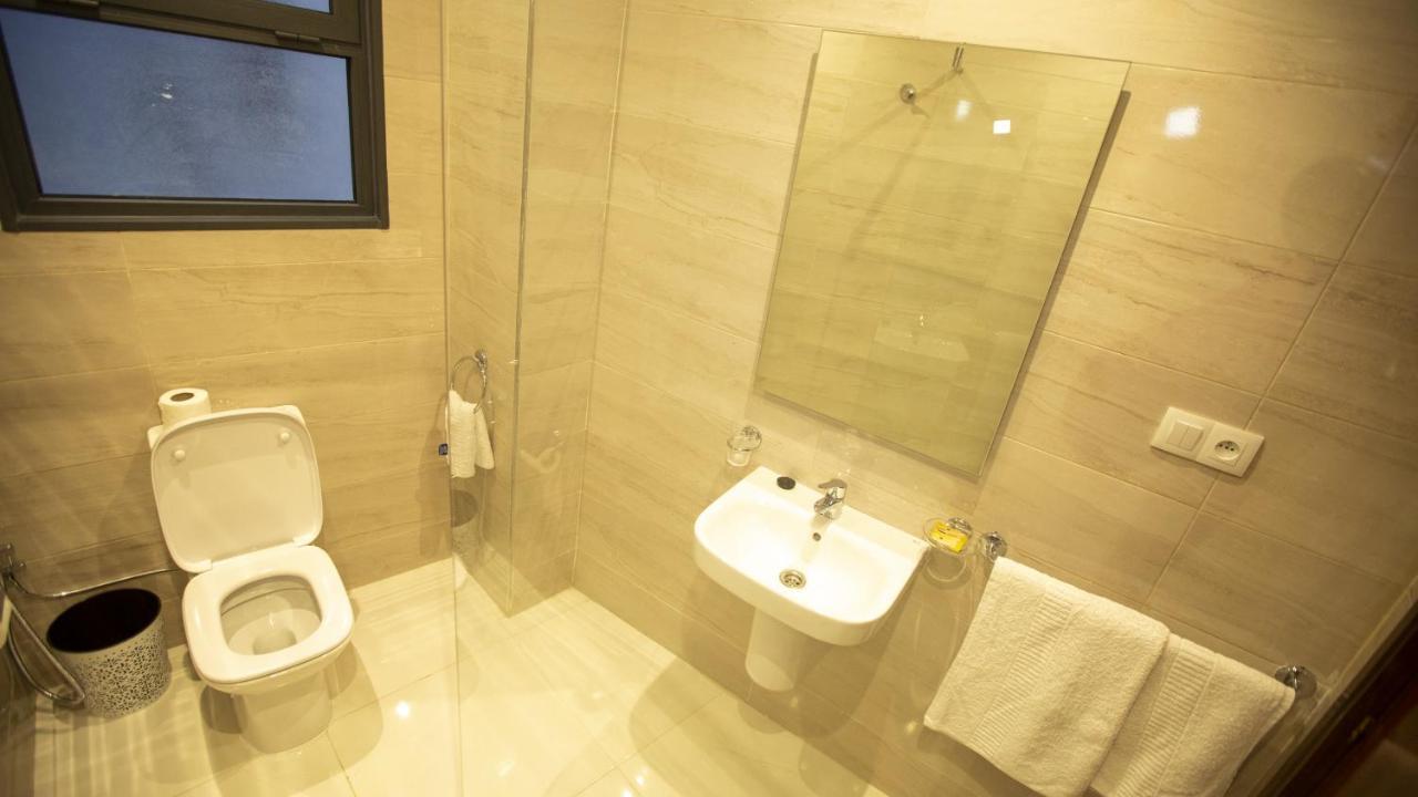 De Paris 3*